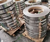 La tira de acero inoxidable laminada en caliente 304L de AISI laminó la rayita de acero de la tira